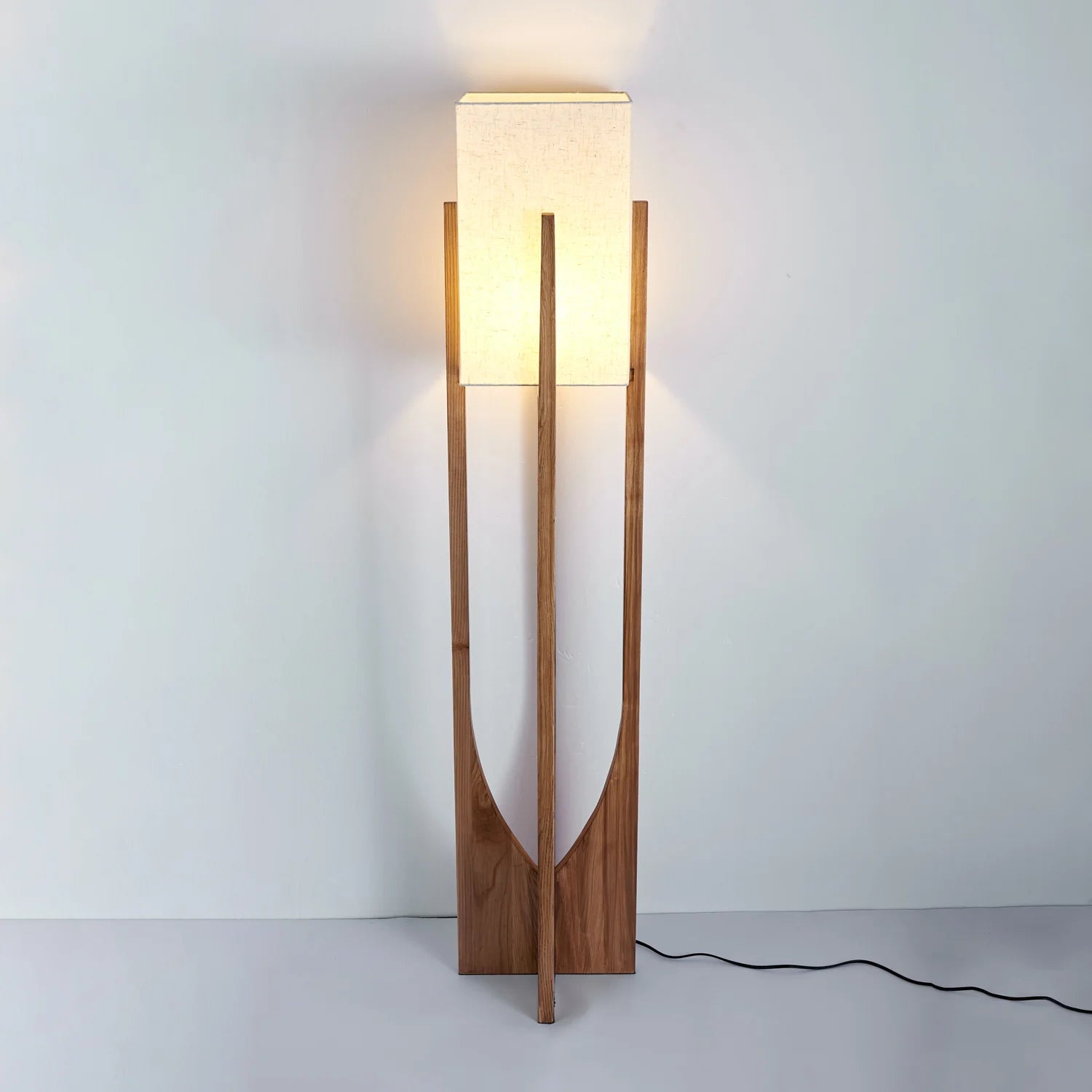 Lampadaire rustique en tissu en forme de U