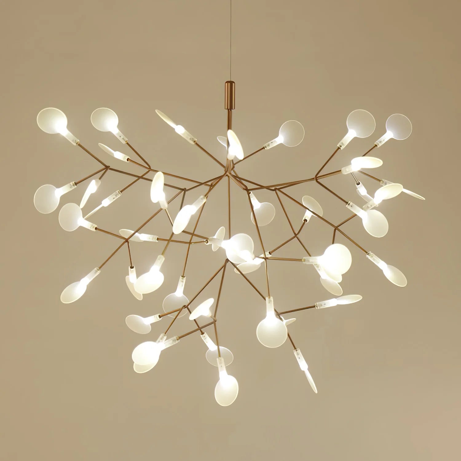 Lampadario luminoso in oro rosa