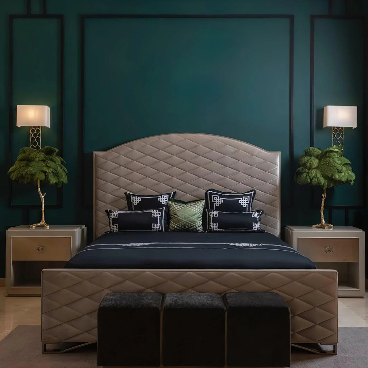 Fjeret elegance bordlampe