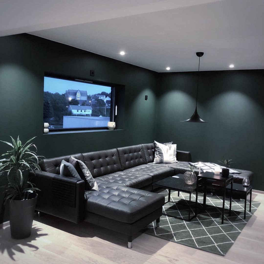 Stilfuld buelampe i aluminium