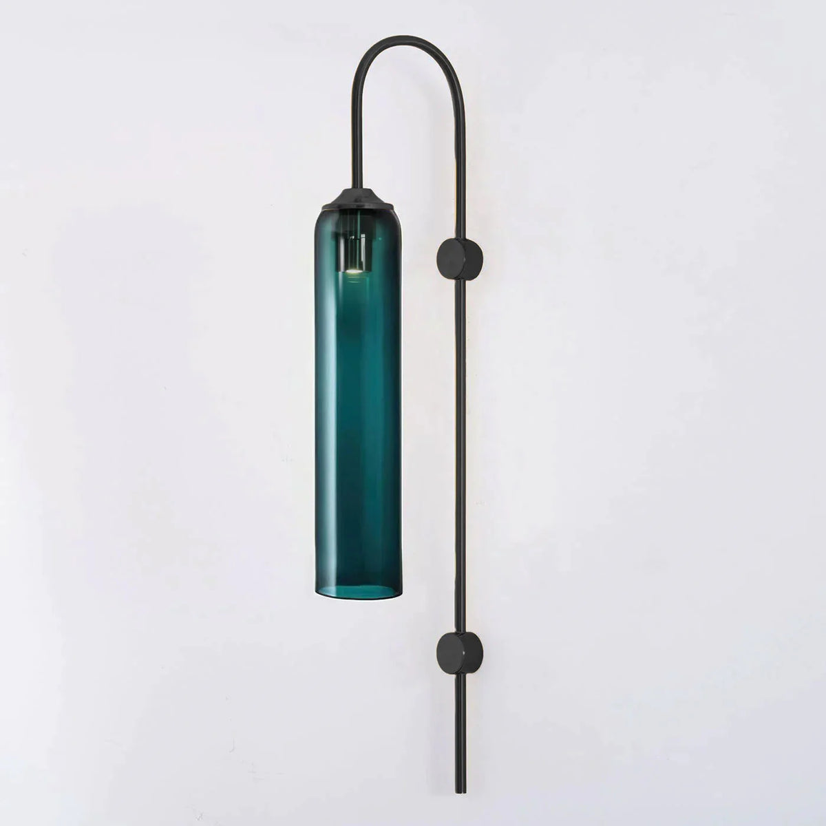 Nova Minimalist Sconce