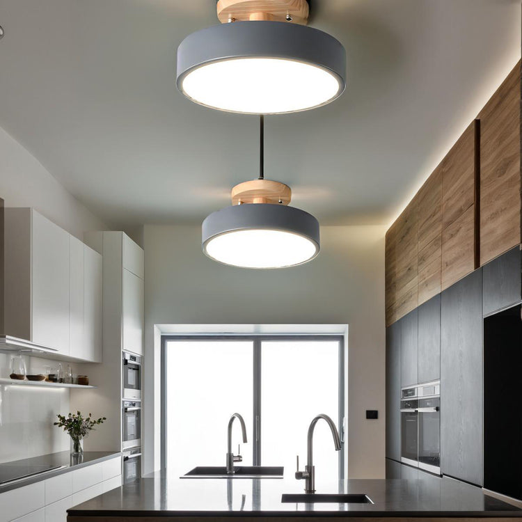 Runde, halbbündige Deckenleuchte aus Holz von Glarefusion