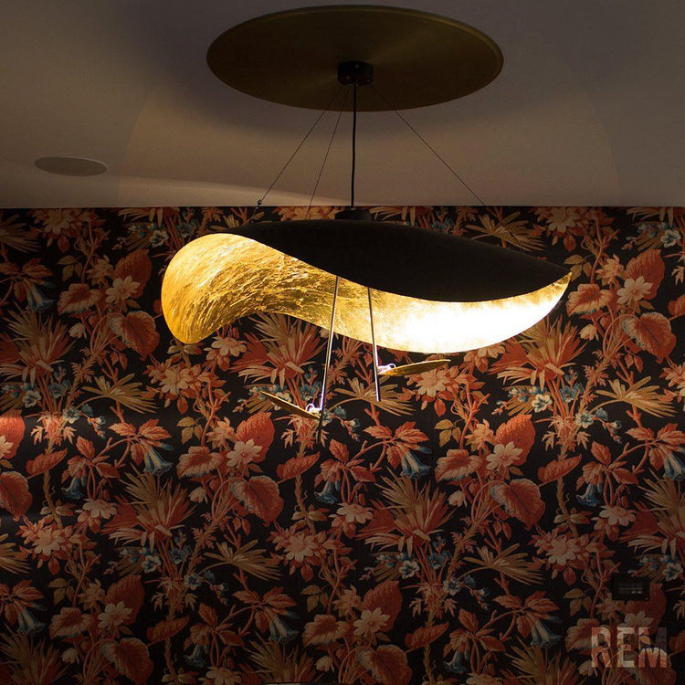 Stilfuld kurve metal pendel