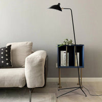 Serge Mouille stativlampa