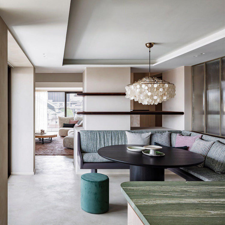 Moderne skylignende Shell-lysekrone