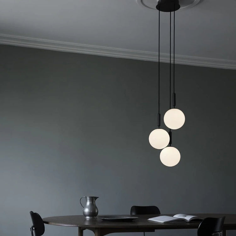 Moderne rund lille pendel i glas