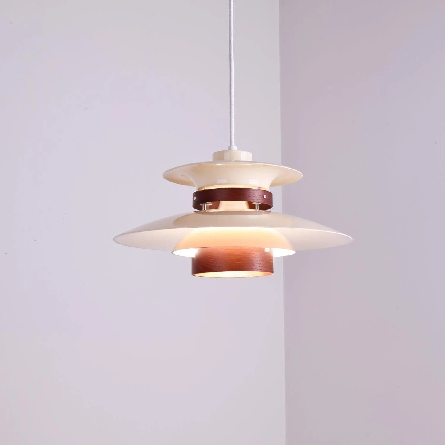 Suspension moderne en bois multicouche