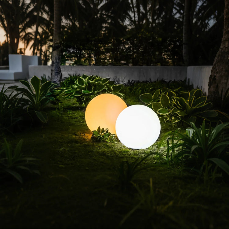 Solar Sphere Glow Garden Light