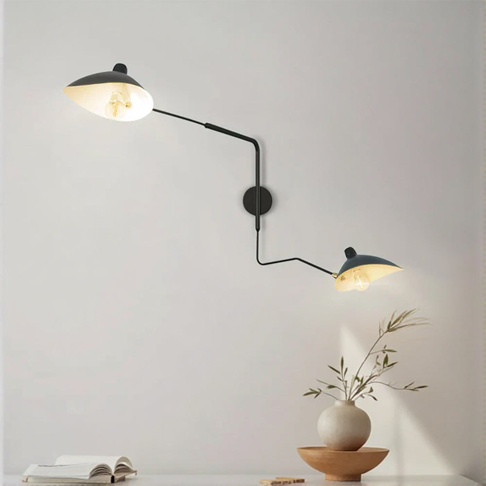 Elegante lampada da parete a doppia testa