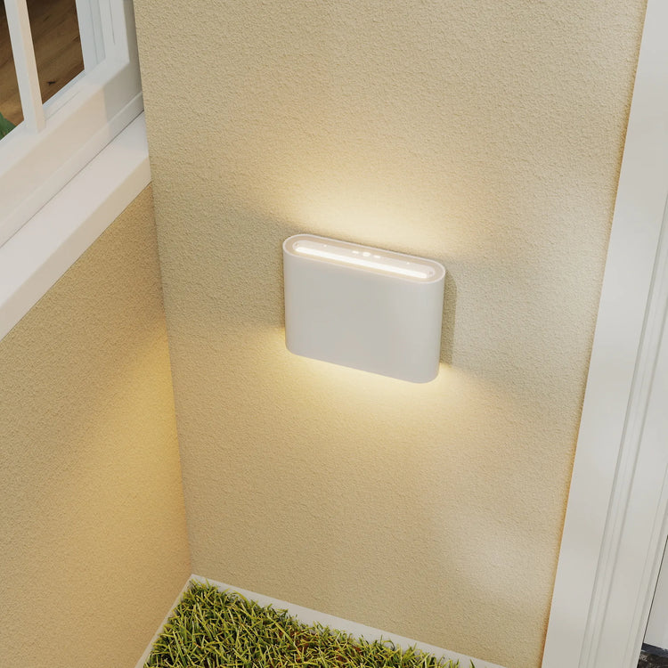 Modern Chic Waterproof Double Head Wall Light