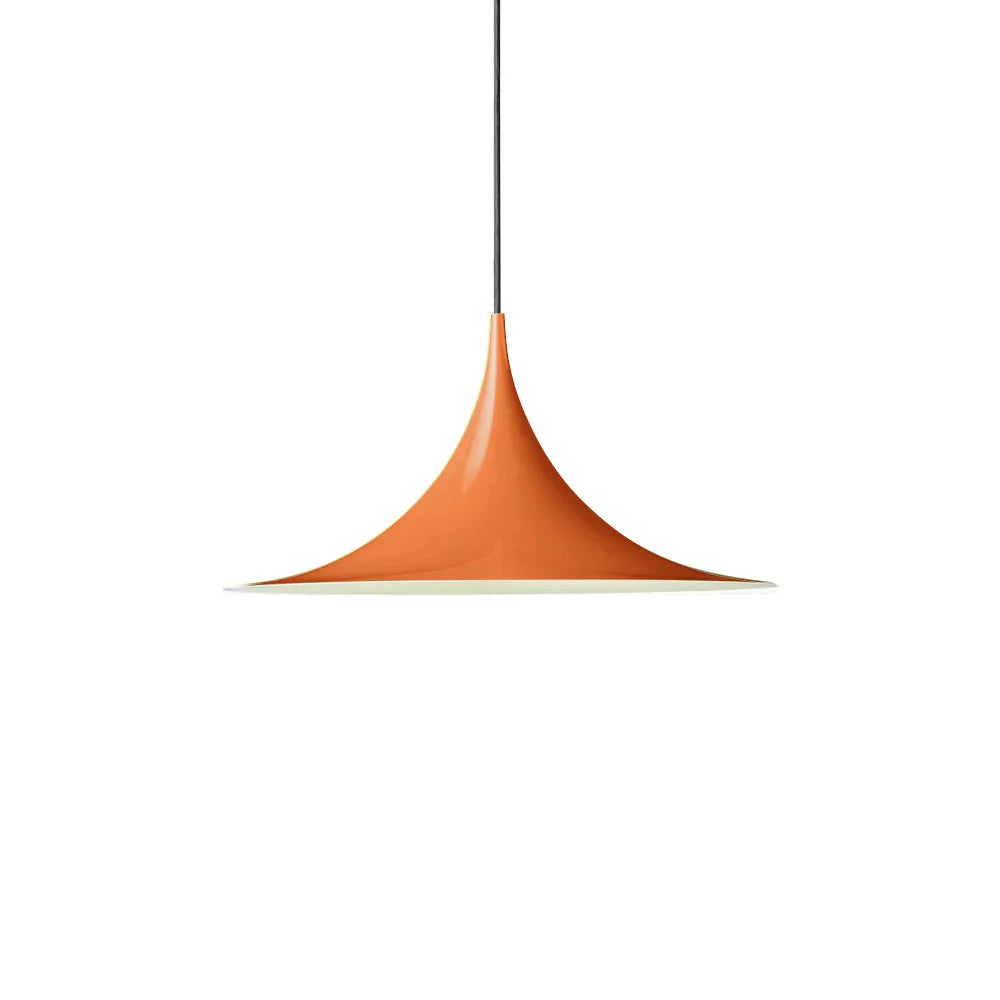 Stilfuld buelampe i aluminium