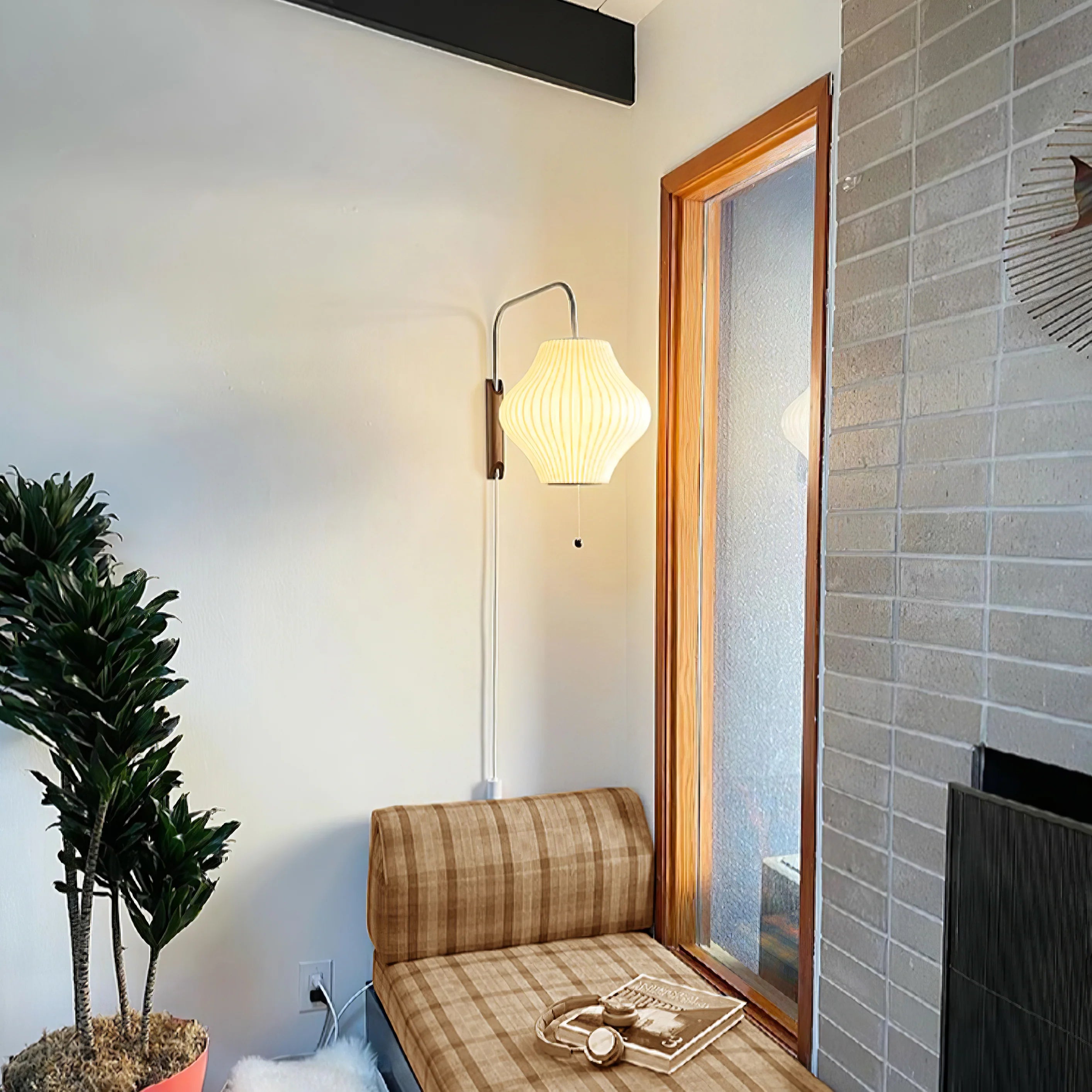 Applique murale classique en soie OrbGlow