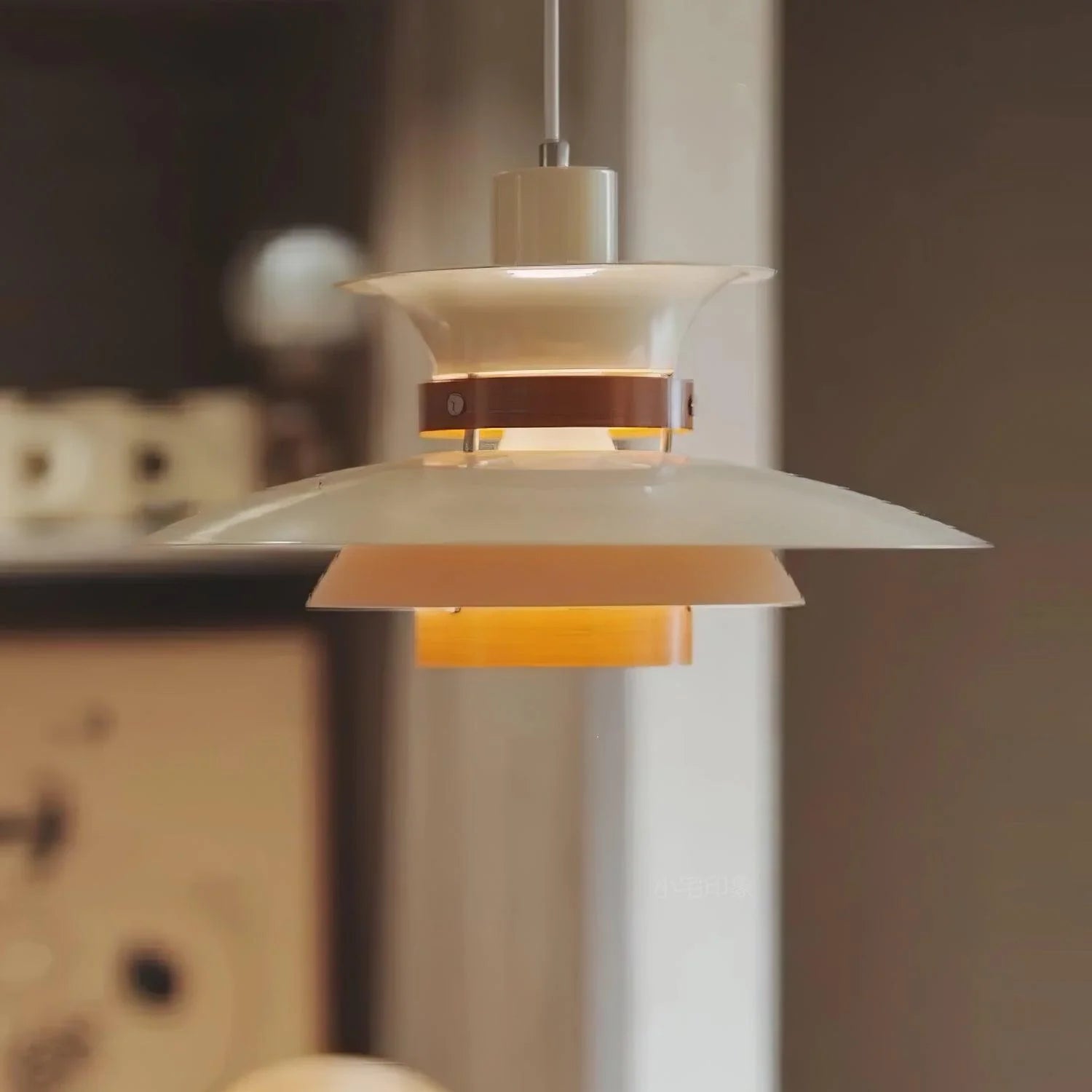 Suspension moderne en bois multicouche