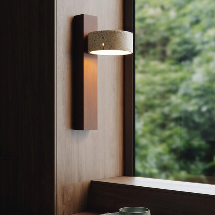 Råhvid travertin væglampe