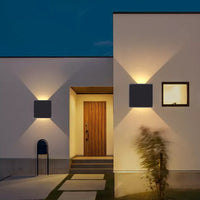 Moderna luce murale a LED cubo regolabile