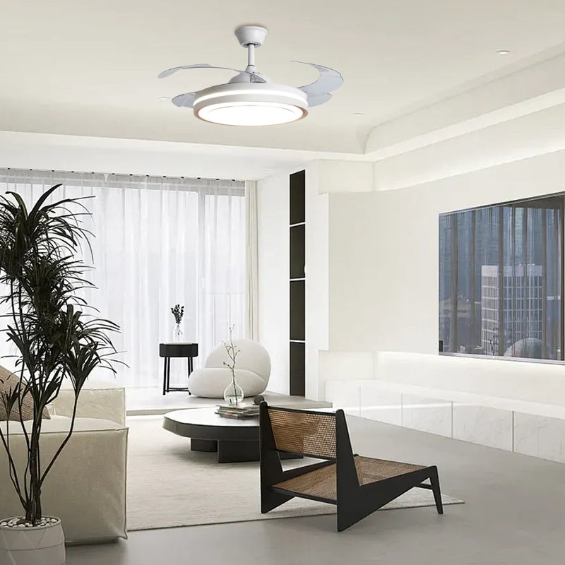 Hvid metal fjernbetjening loftsventilator med lys