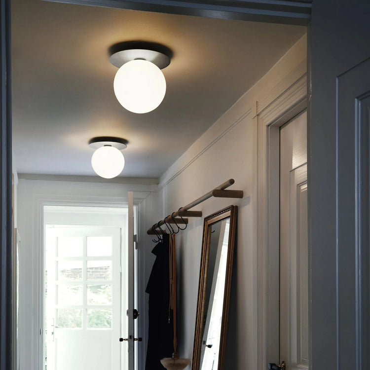 Stilfuld Disc Glas Væglampe