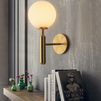 Moderne luxuriöse LED -Wandleuchte