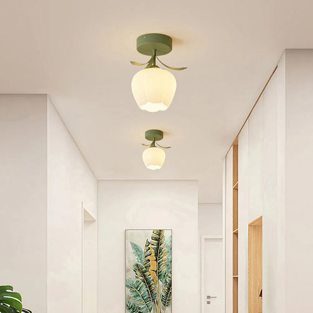 French-Style Stained Glass Flower Lamp