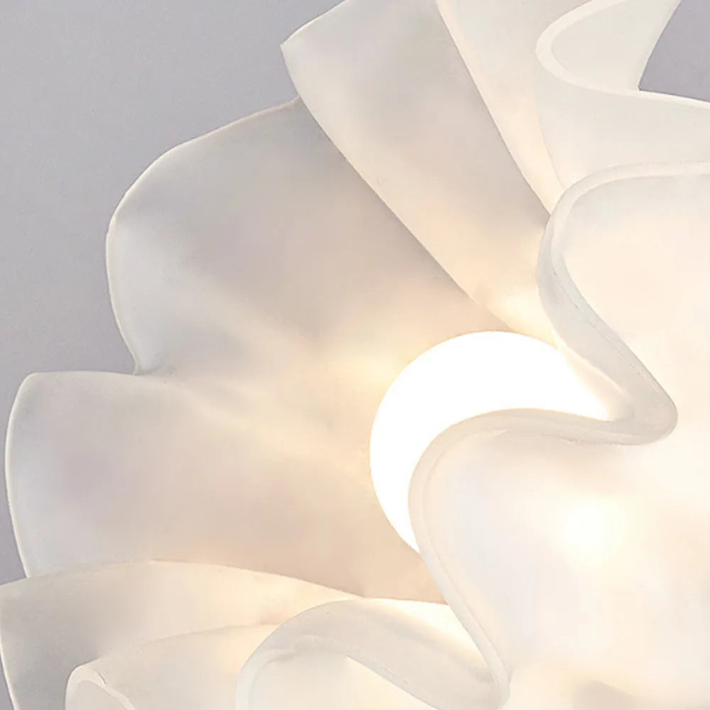French-Style Stained Glass Flower Lamp