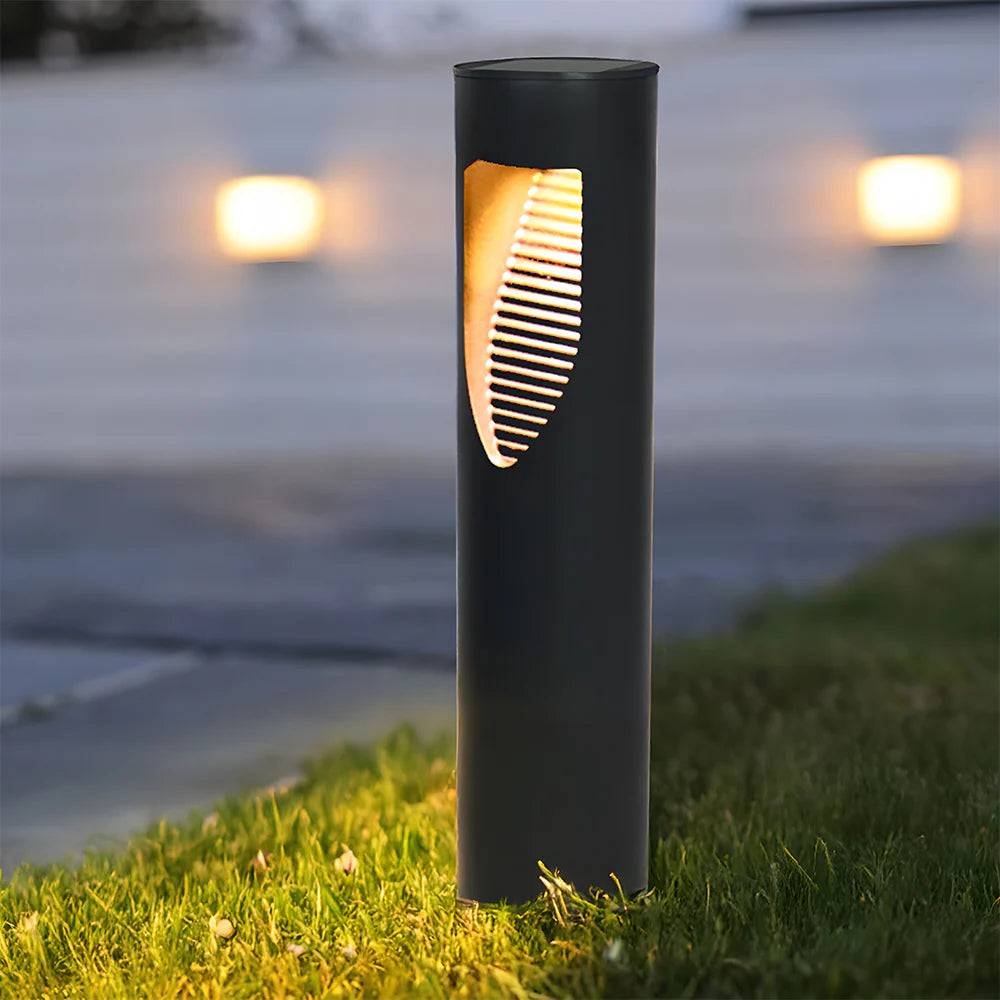 Lampes de sol de jardin noires à énergie solaire