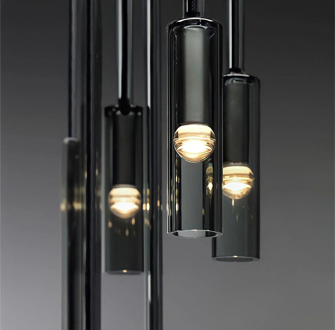 Nordisk modern LED-pendellampa med glasgrenar