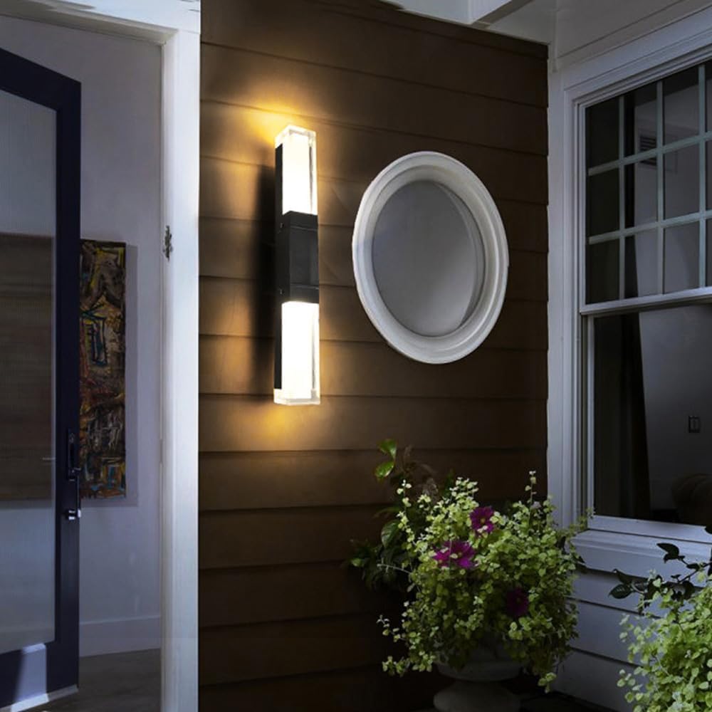 Lampada da parete per esterni a LED impermeabile nera, elegante e contemporanea