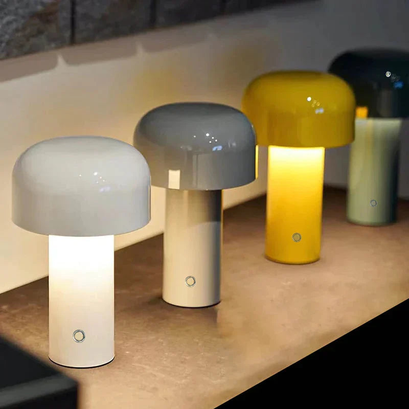 Lampada da tavolo creativa a forma di fungo semplice
