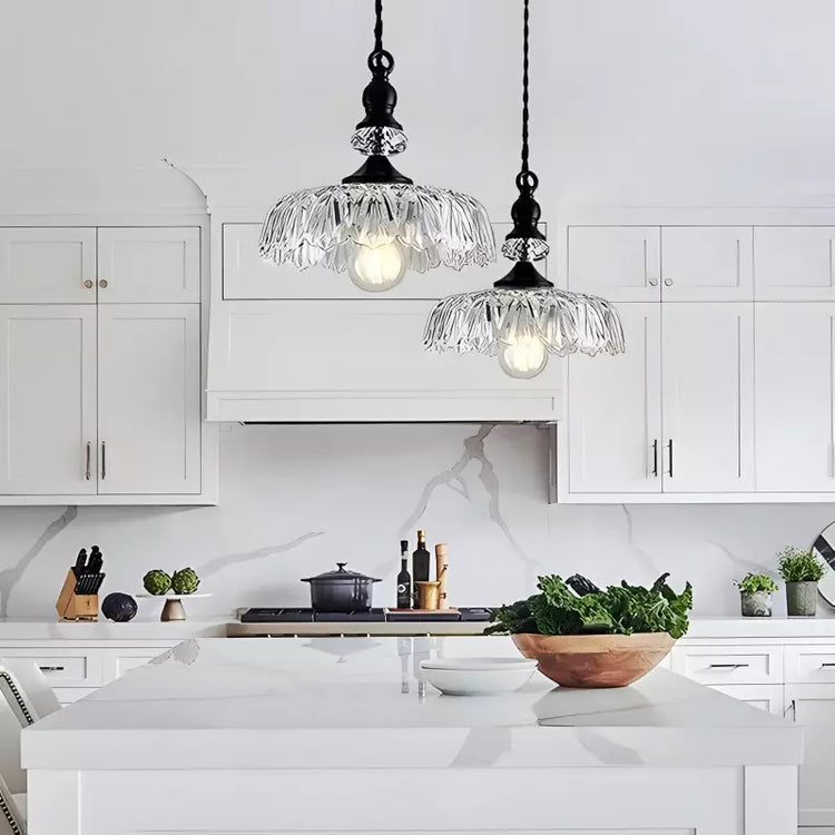 Schicke Glasblumen-Pendelleuchte