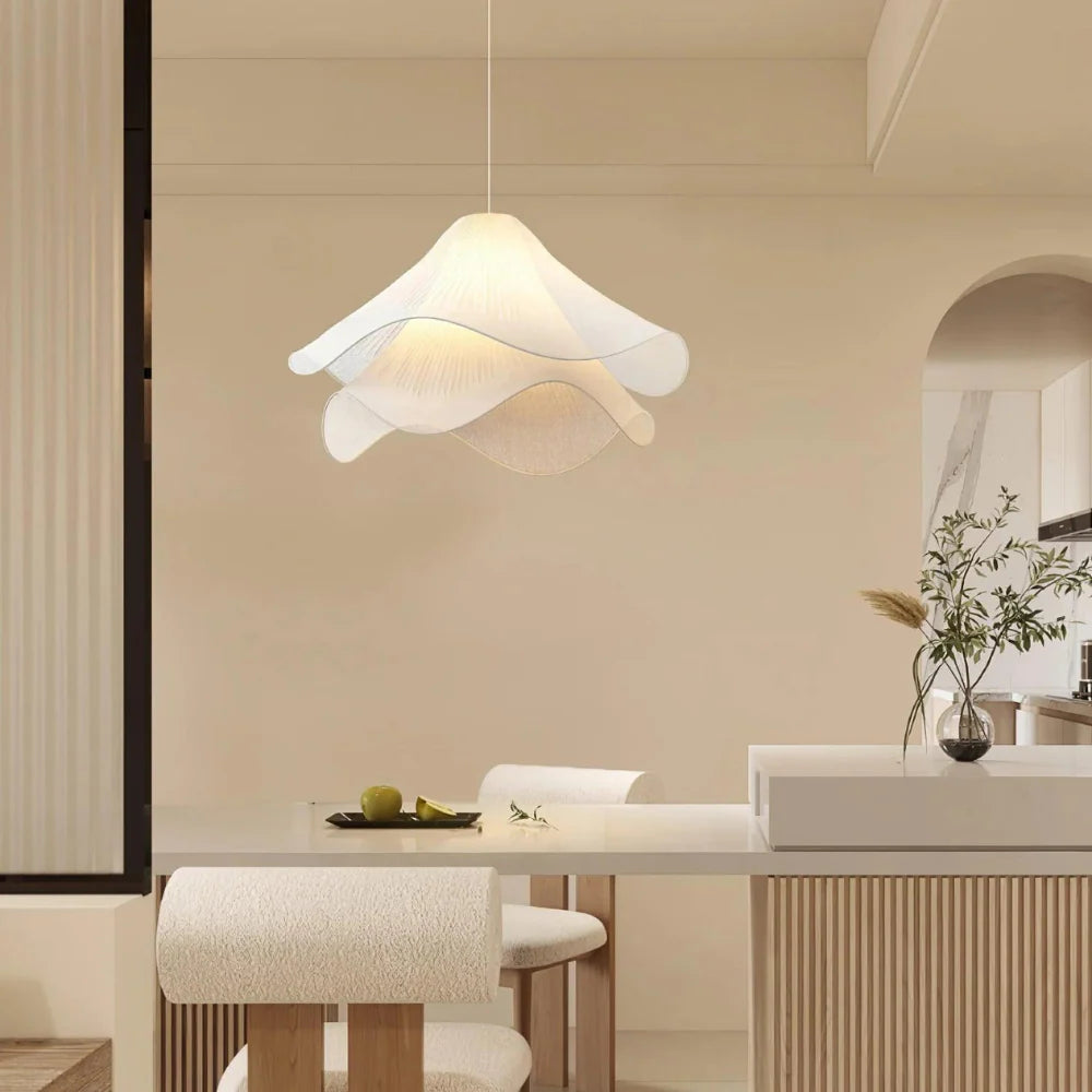 Luce a sospensione in tessuto di gelatina creativa