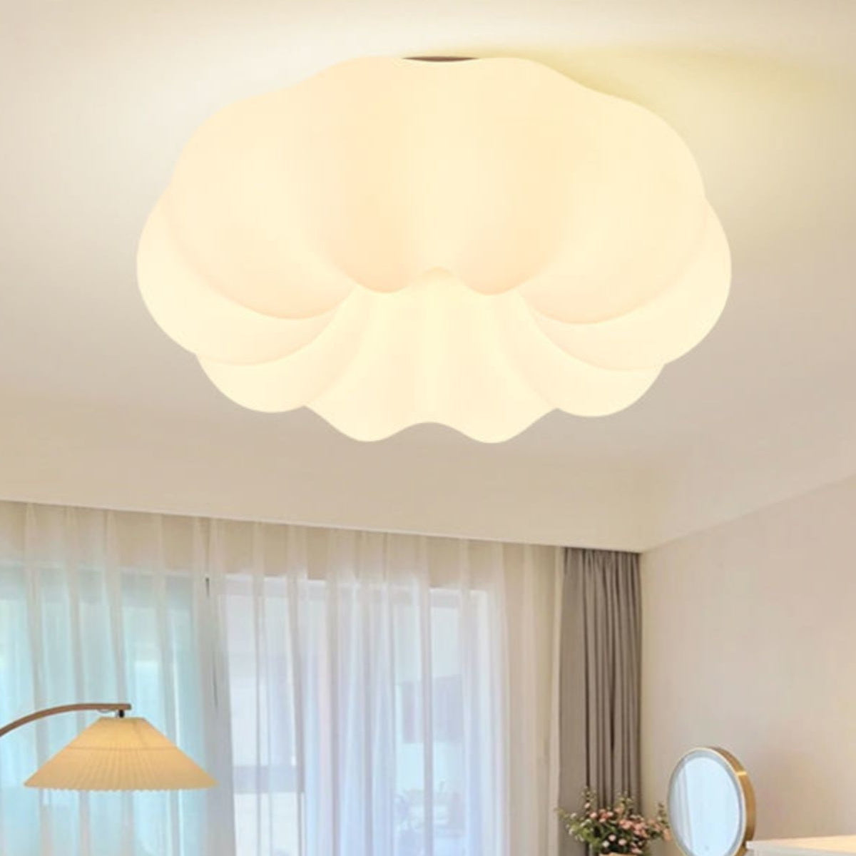 Cream-style Kids’ Room Ceiling Lights with Pumpkin-Cloud Inspired Design