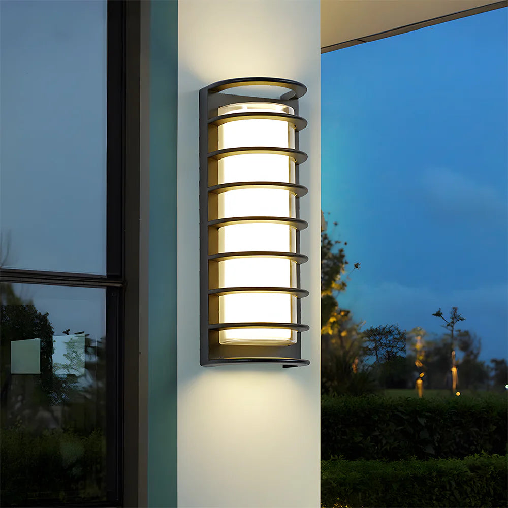 Moderna lampada da parete per esterni a LED semicilindrica semplice