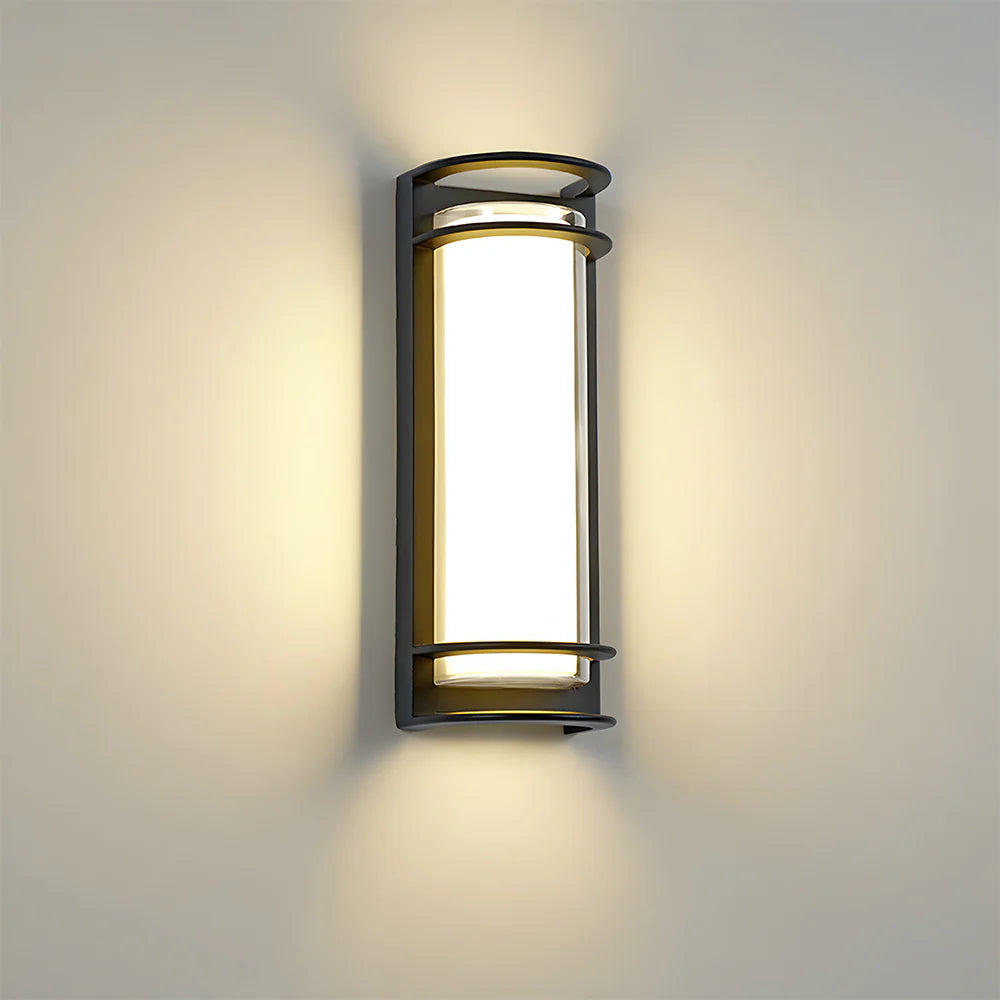 Moderna lampada da parete per esterni a LED semicilindrica semplice