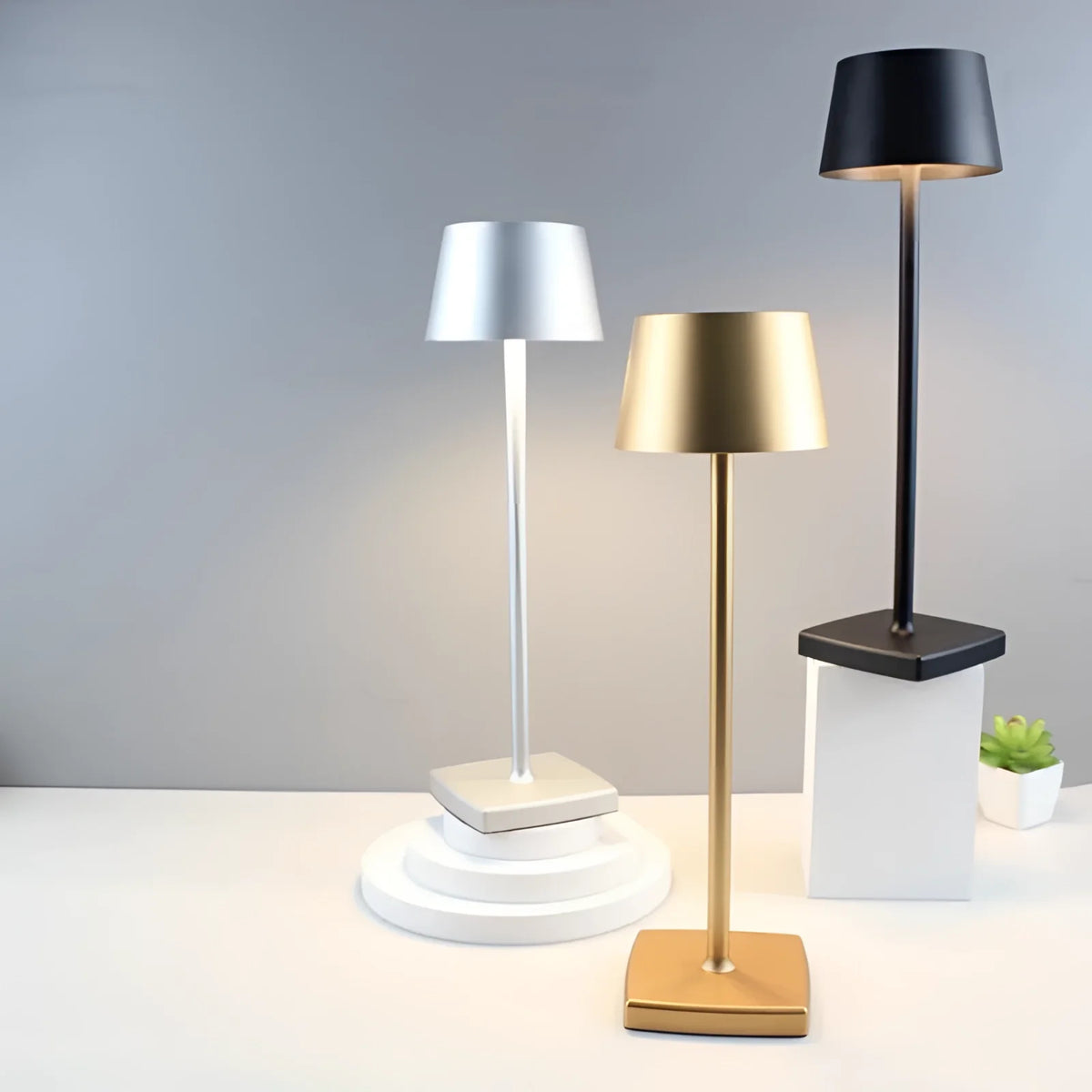 Glarefusion Modern LED Table Lamp