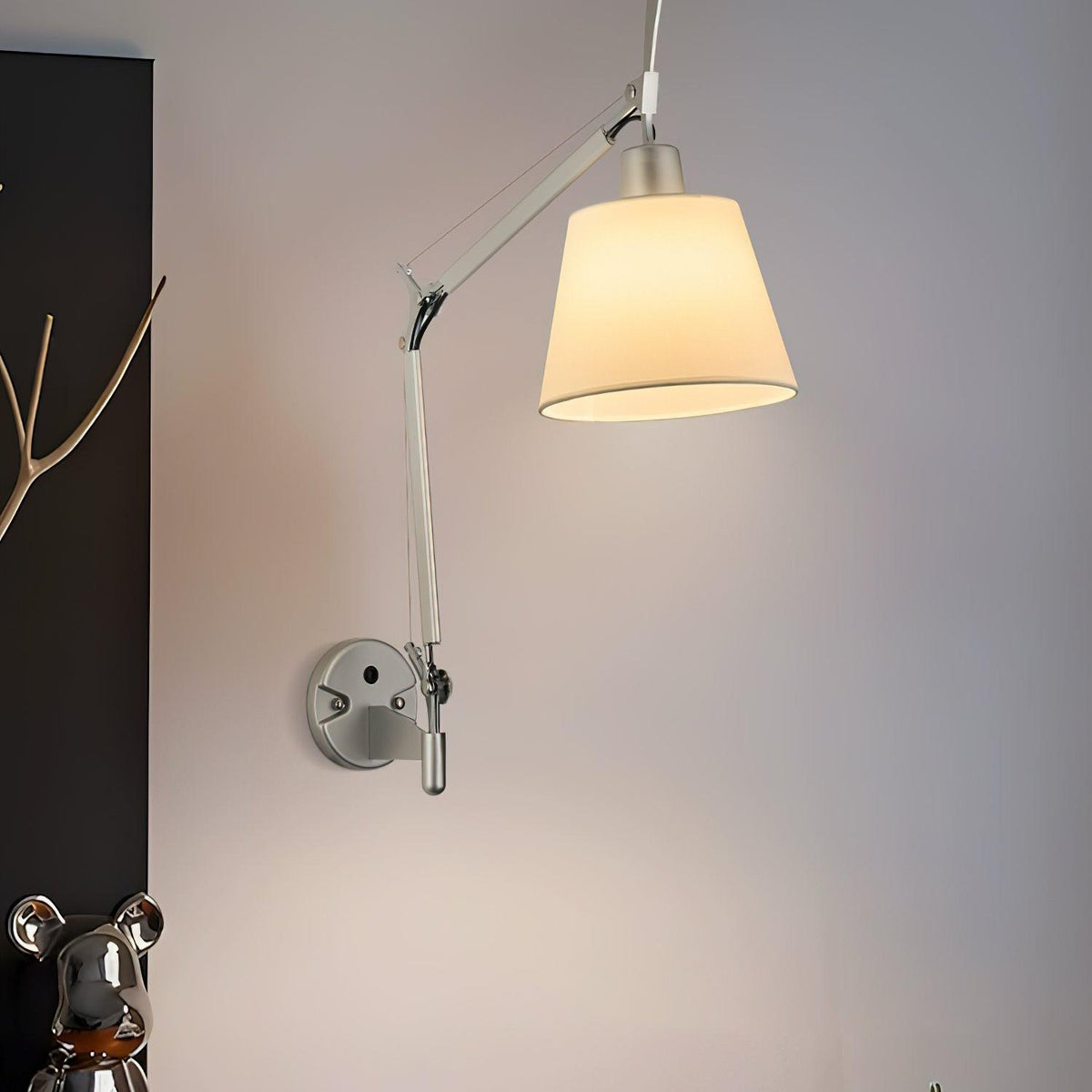 Moderne minimalistisk rockerarmvæglampe