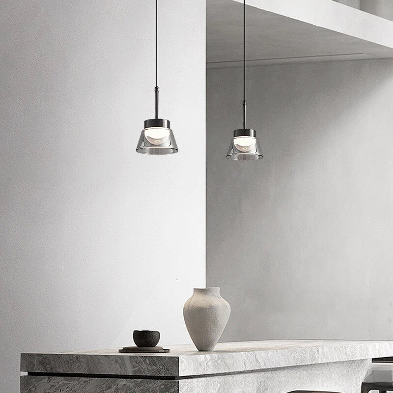 Italiensk minimalistisk glas pendellys