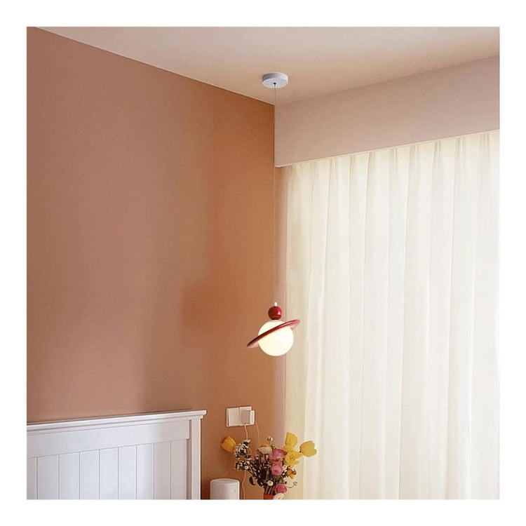 Creative Planet pendel i cremestil