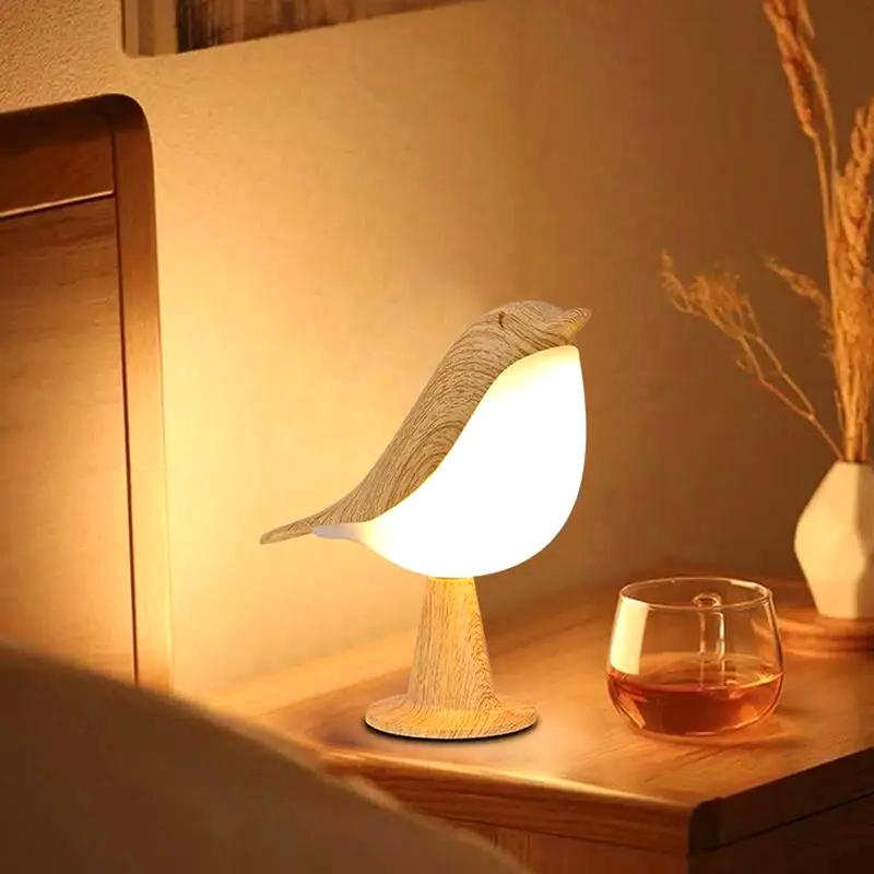 Lampe de table oiseau en bois chic Glarefusion