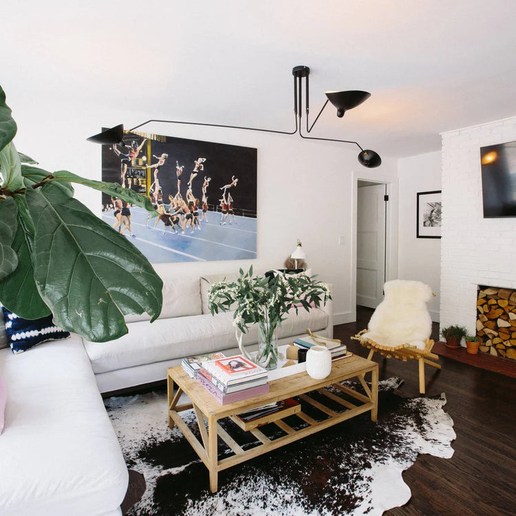 Elegante, verstellbare, skulpturale Deckenleuchte