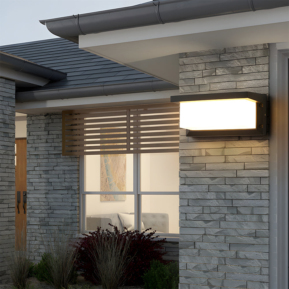 Lampada da parete per esterni a LED con sensore impermeabile semplice e moderna