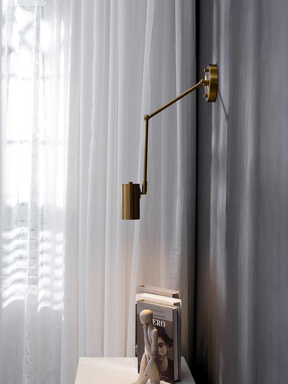 Modern Streamline Adjustable Wall Light
