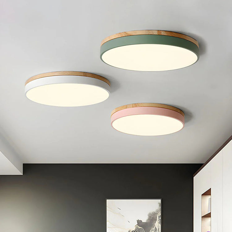 Chic Wood Flush-Mount Ceiling Light