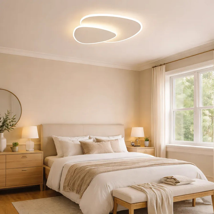 Stilfuld trekant akryl loftslampe