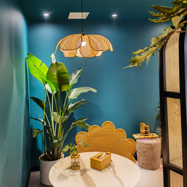 Retro kronblade rattan pendel